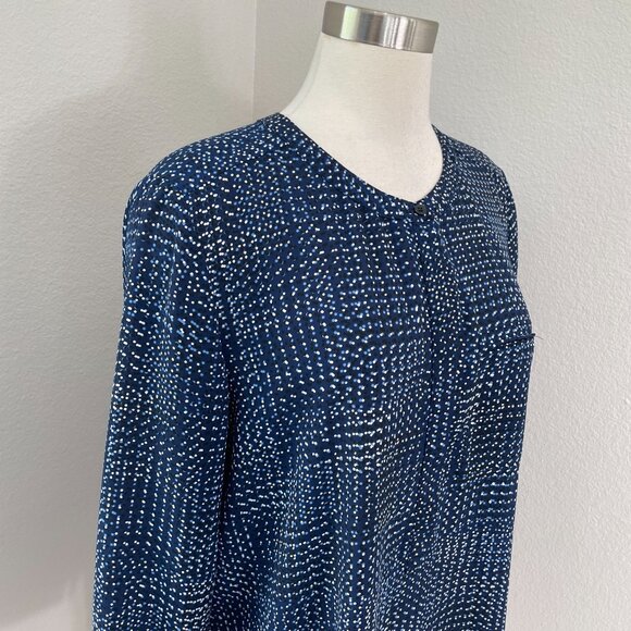 NYDJ Womens Large Blue White Dotted 3/4 Sleeve Blouse Top Pullover Button Front - Picture 2 of 9